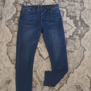 EUC YMI Hyperstretch denim size XL